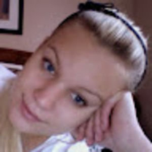 Meet your Posher, Lucie